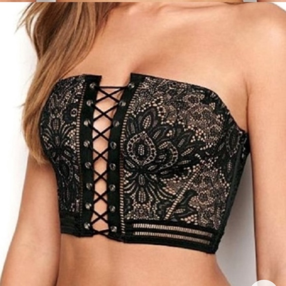 Victoria’s Secret unlined bustier L